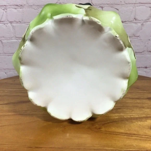 Vintage Floral and Gold Gilt Ceramic Lidded Biscuit Cracker Jar with Handles - Picture 8 of 12